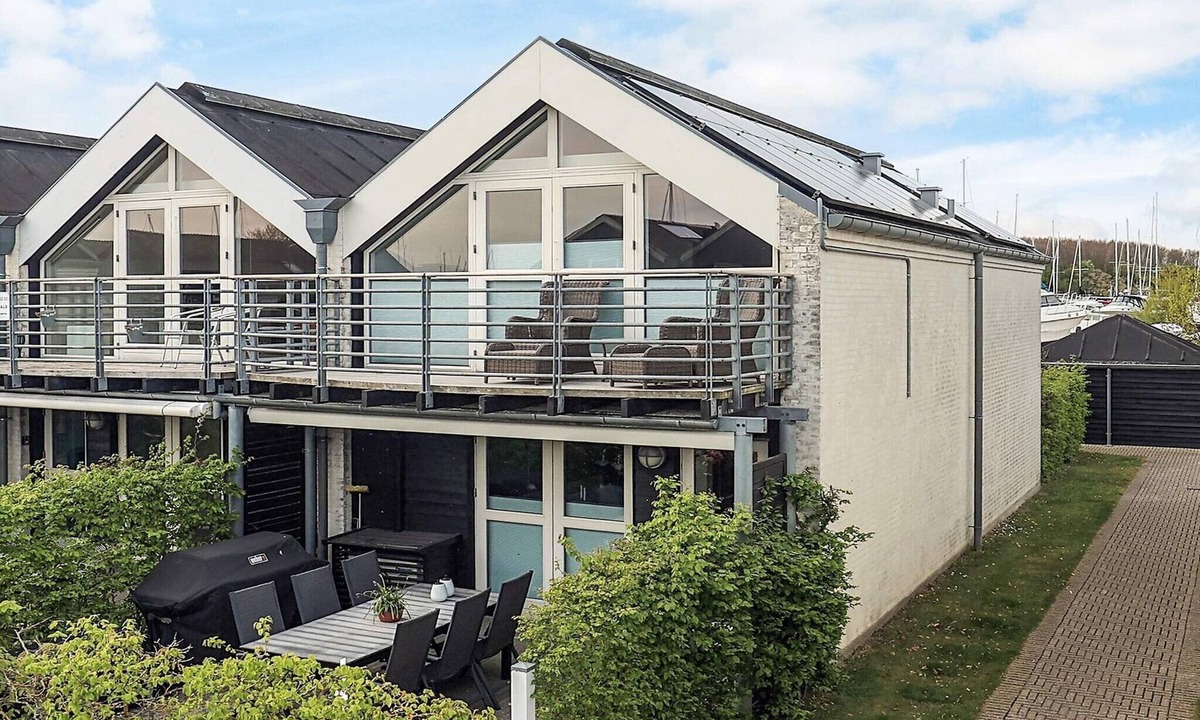 Koge House | 5 star holiday home in Køge