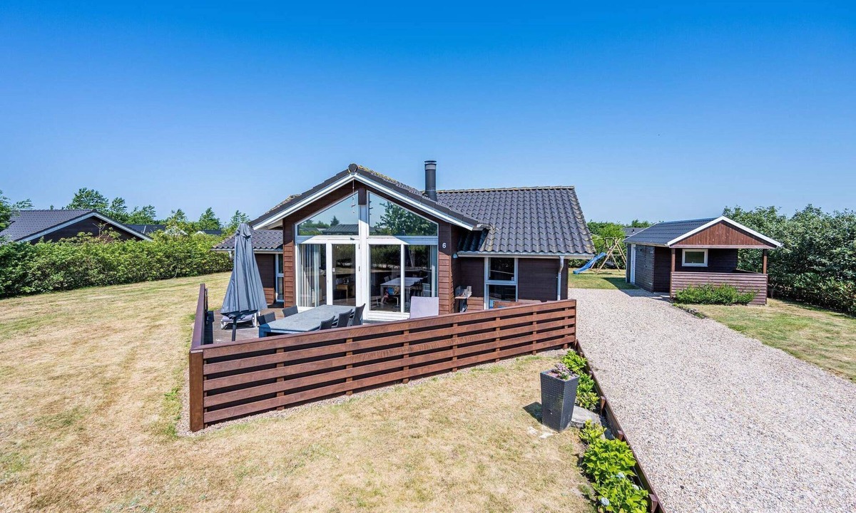 Skaven Strand House | 5 star holiday home in Tarm