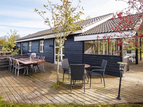 Skaven Strand House | 5 star holiday home in Tarm
