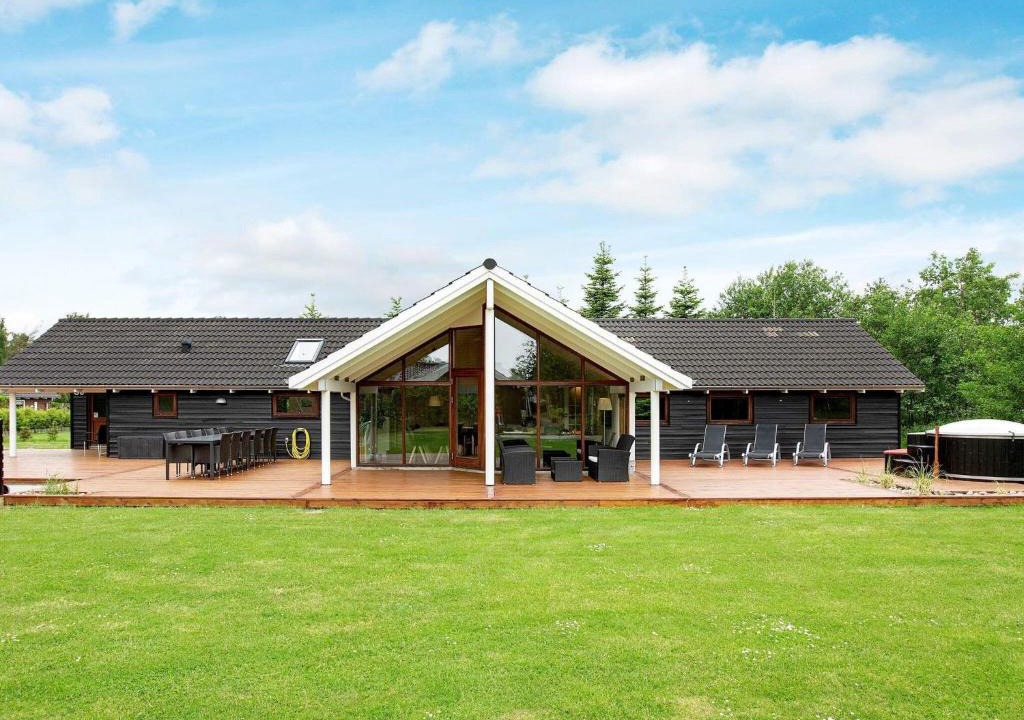 Marielyst House | 5 star holiday home in V ggerl se