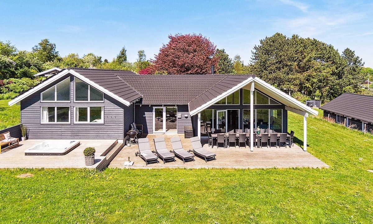 Vejby House | 5 star holiday home in Vejby