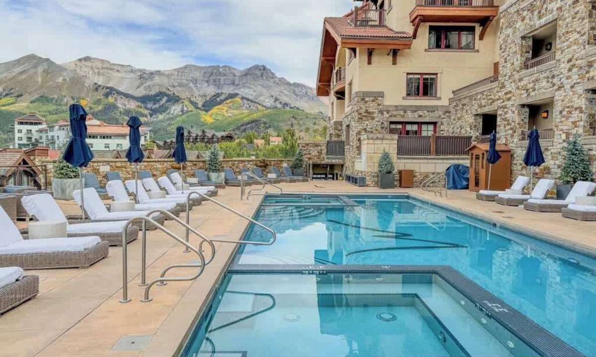 Mountain Village Condo | 5 Star Hotel Residence - Ski in Ski Out