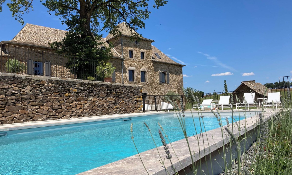 Rignac House | 5-star house with indoor pool & spa