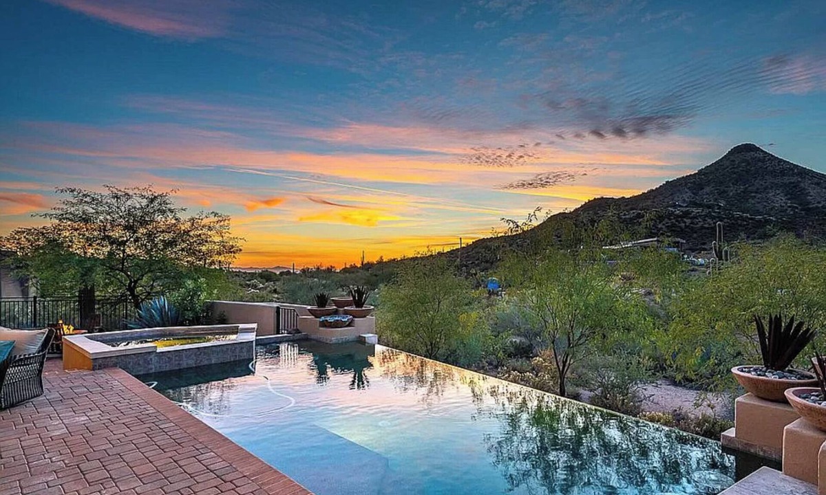 Desert Mountain House | 5 Star INFINITY POOL Saguaro Mountain Desert House