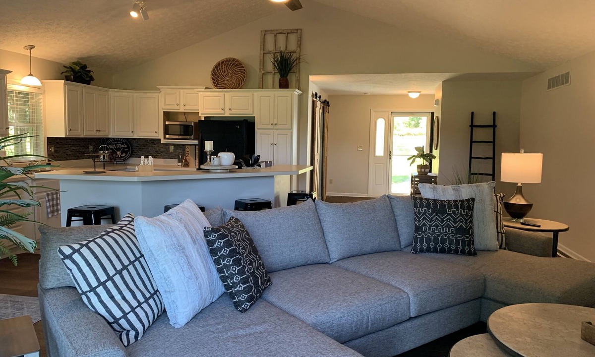 Apple Valley House | 5 STAR! Ranch on Fairway 3 at Apple Valley!