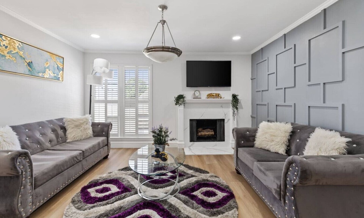 Far North Dallas Apartment | 5 Star Stay*Gated Community*Fast Wifi
