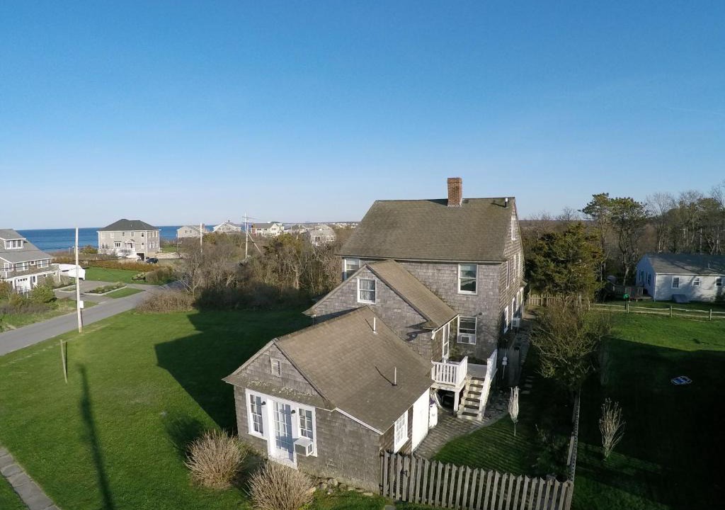 Sagamore Beach House | 50 Phillips Road Bourne - Cape Cod