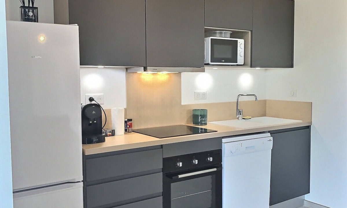 Vendres Apartment | 500m from the sea: Modern apartment for 6 people (ref 390660)