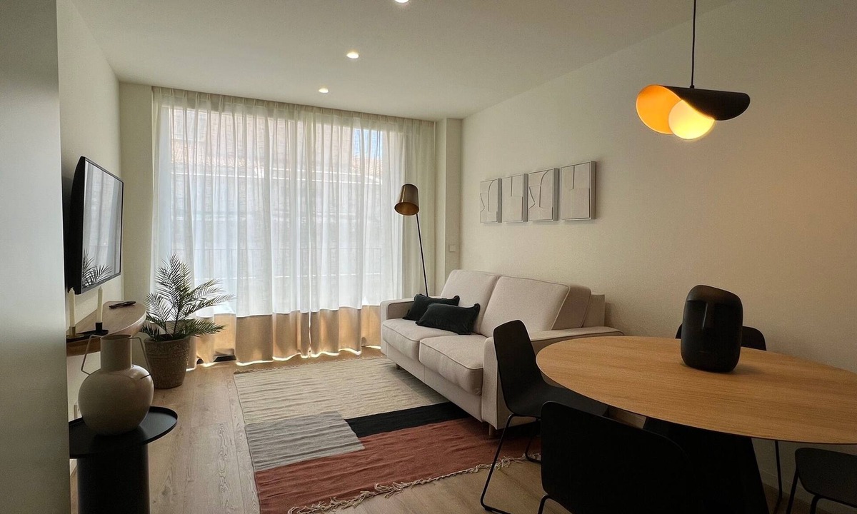 Ensanche Diputacion Apartment | 51 Reyes Catolicos Premium Homes - Deluxe Home