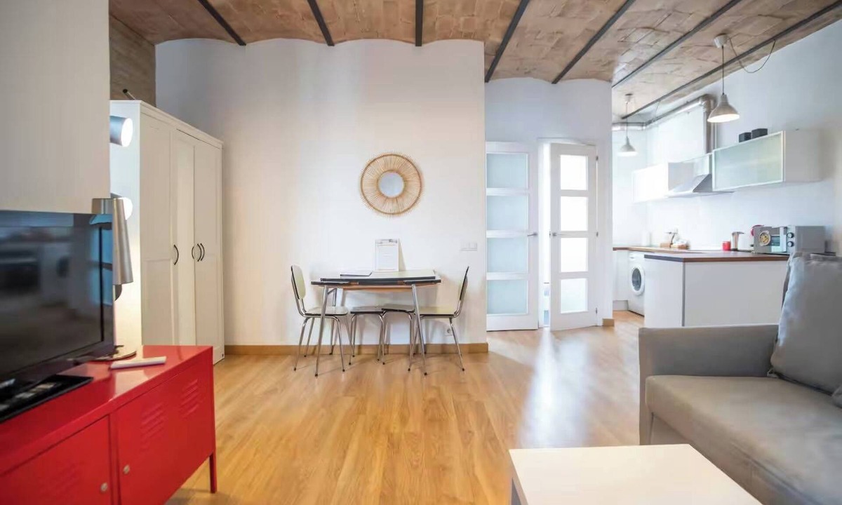 El Poble-sec Apartment | 51NO1058 - Bright 1bed flat in Poble Sec