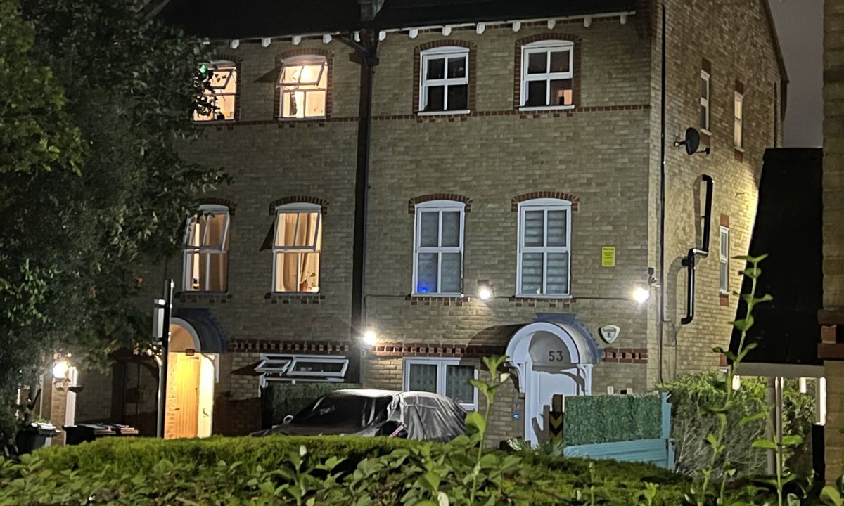 Preston Bed & Breakfast | 52 Chamberlayne Avenue