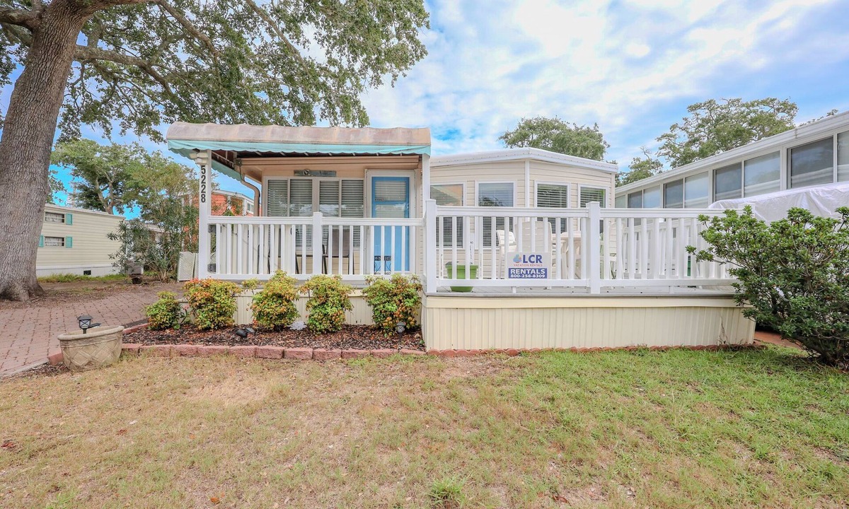 Myrtle Beach Cabin | 5228 Block 3- Sleeps 6