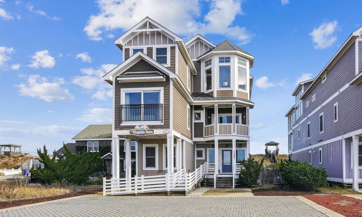 Nags Head House | 5460- Virginia Dare, Luxury oceanfront rental in Nags Head | Sleeps 16!