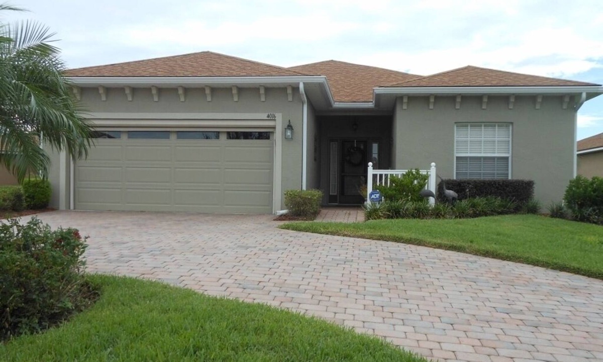 Lake Wales House | 55+ community, Sleeps 6, Minimum 90 day rental, Pets Considered