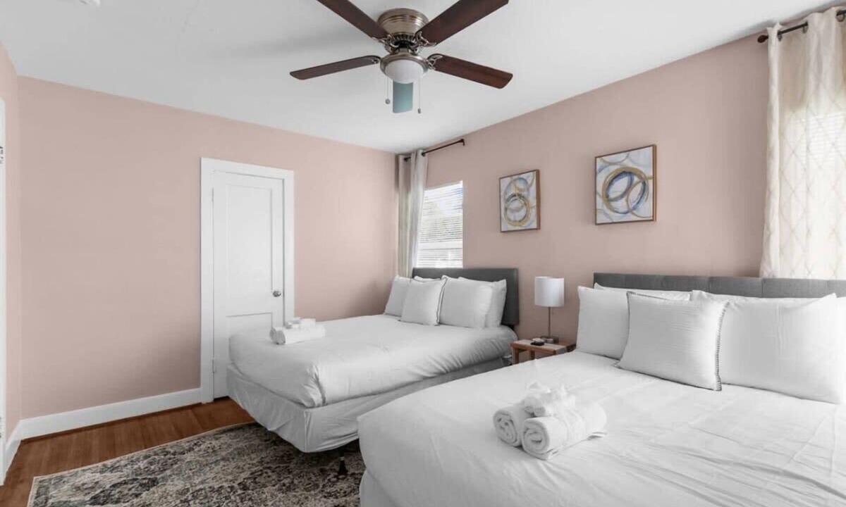 Shannon House | 57th Blushing Bungalow