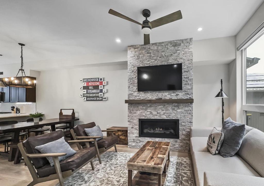 Silverthorne House | 58B 2Br 2,5Ba