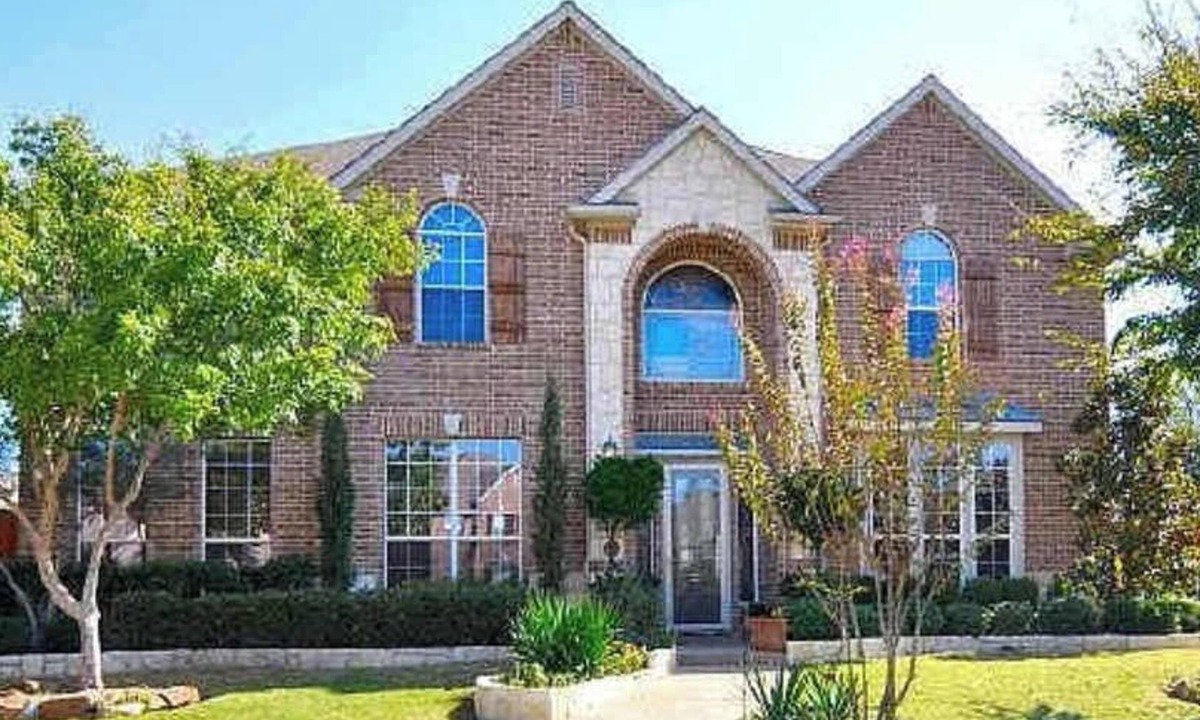 Plano House | 5BD DFW Mansion - Pool, Cinema, Games