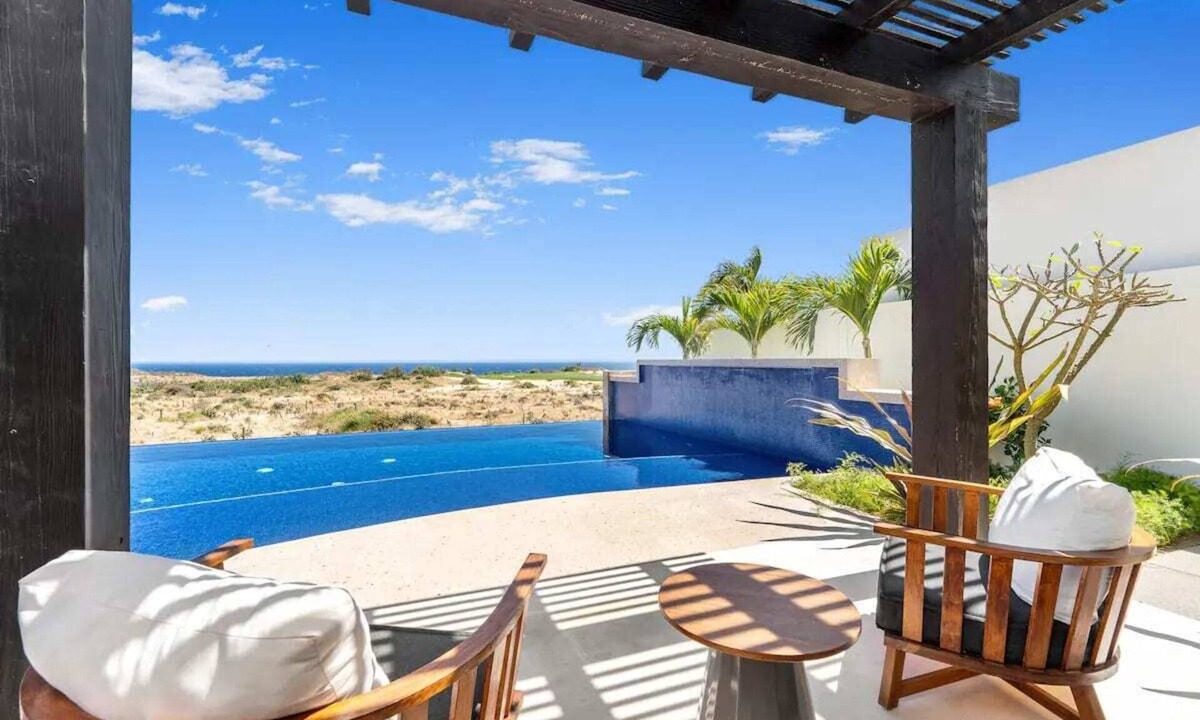 Juarez Apartment | 5BD Ritzy Villa 5: Ocean Views & Pool