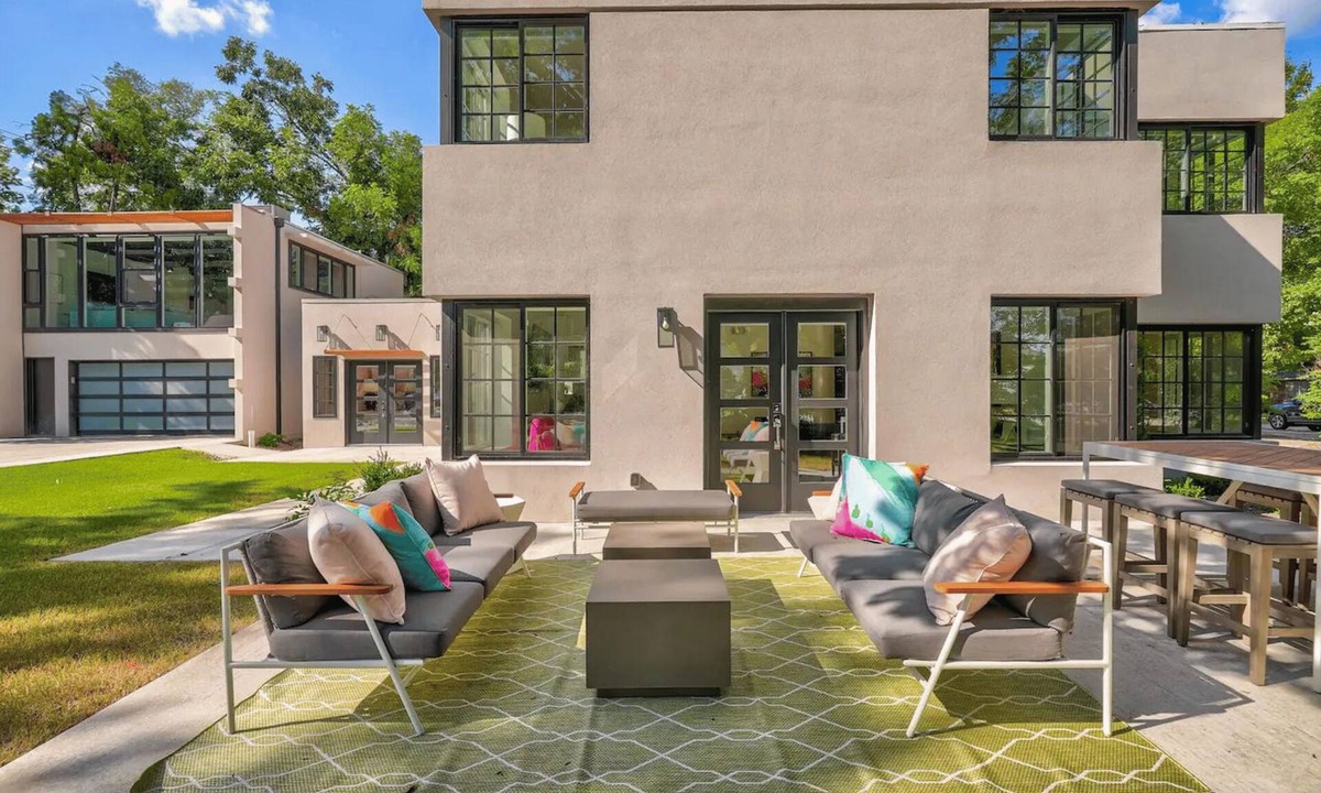 Norman House | 5BR | 3 mins University of Oklahoma | Sleeps 10