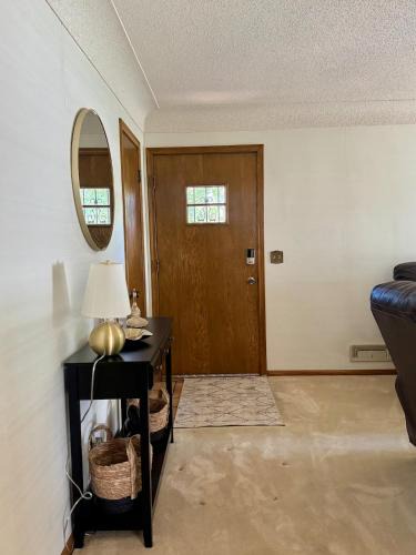East Bloomington Apartment | 5BR Home Near MOA & MSP Airport