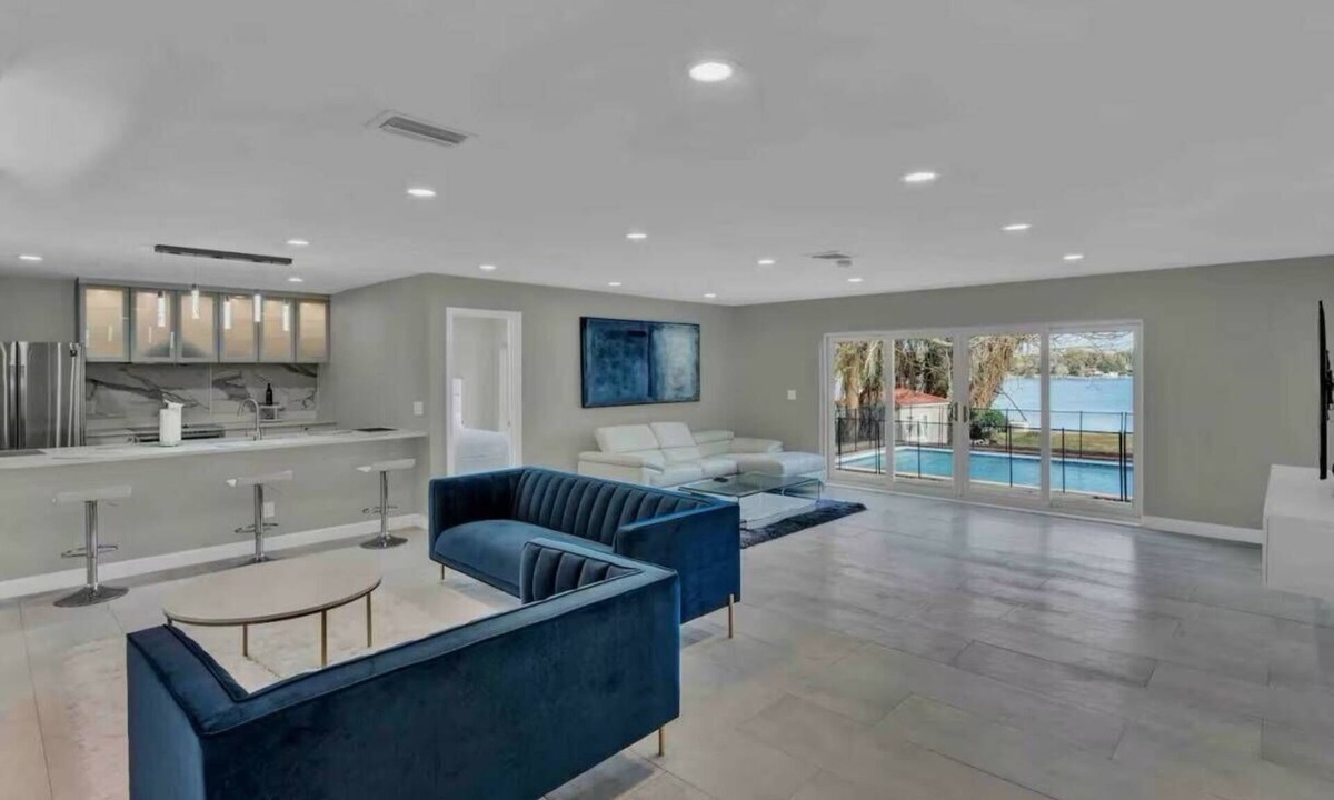 Southwest Orlando Villa | 5BR Lakeview Home w/Pool — 3min to Universal