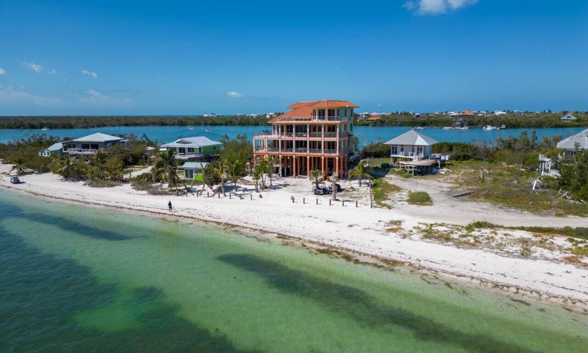 North Captiva House | 5BR North Captiva Estate Sleeps 19 with Pool & Dock