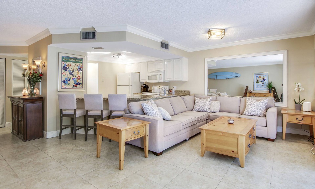 Xanadu Condo | 5min Walk to Jupiter Beach From this Cozy Condo