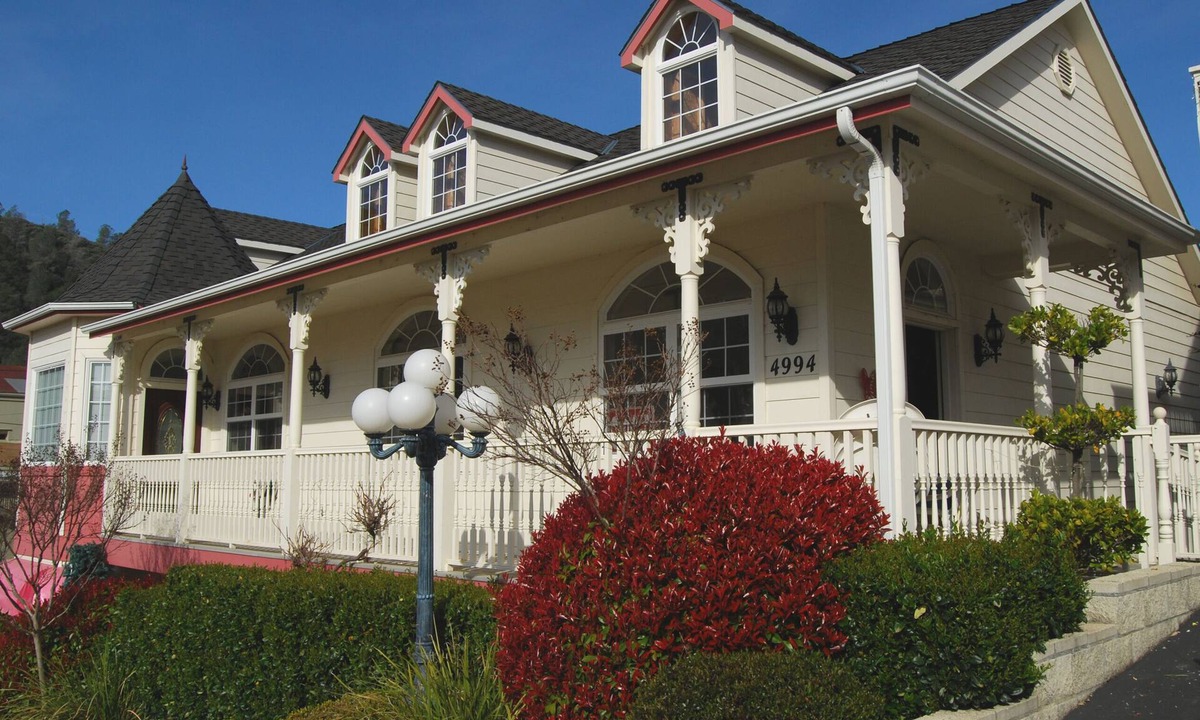 Mariposa Hotel | 5th Street Inn