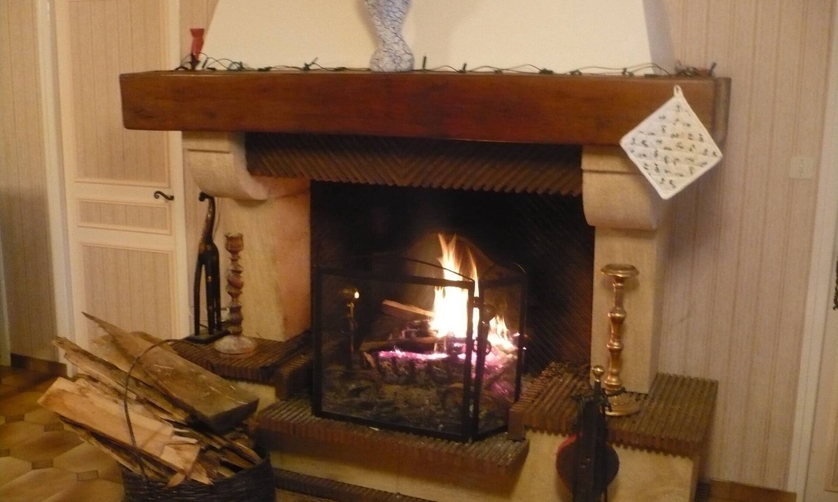 Oulmes Other | 6 Bed Farmhouse for 13/15 Large shared pool & garden Private garden & games room