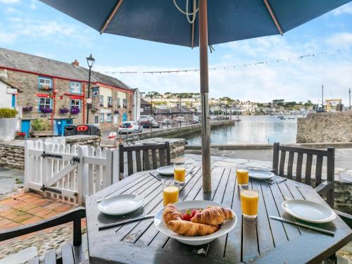 Polruan House | 6 Bed in Polruan 75581