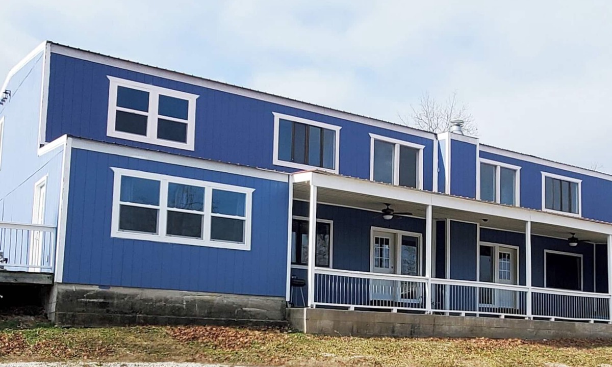 Climax Springs Cabin | 6 Bedroom - 5.5 Bath - Second Tier
