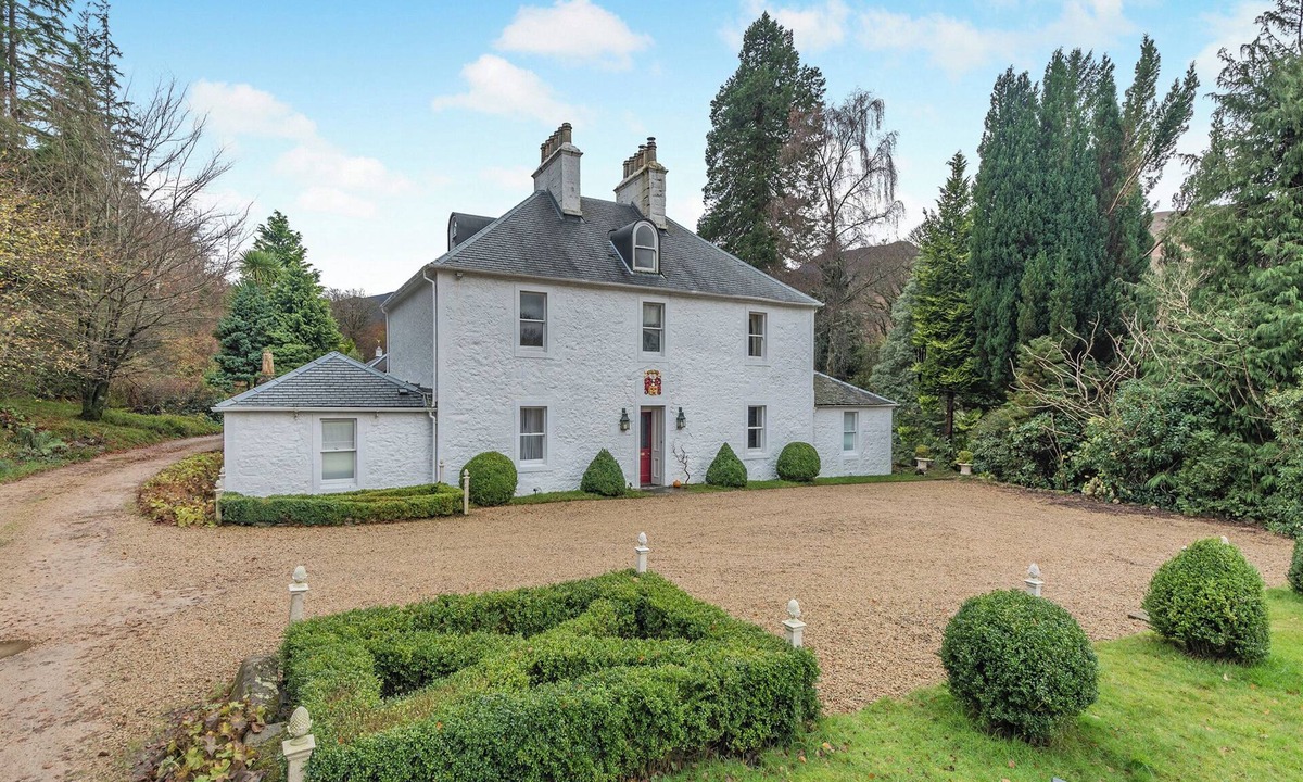 Brodick Cottage | 6 bedroom accommodation in Brodick