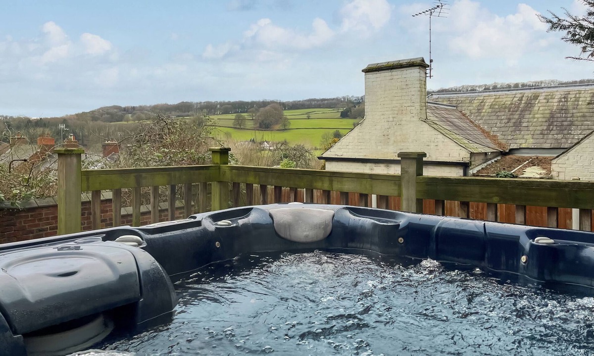 Belper Cottage | 6 bedroom accommodation in Belper