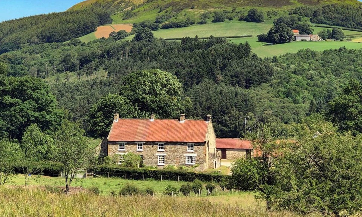 Easterside Cottage | 6 bedroom accommodation in Hawnby