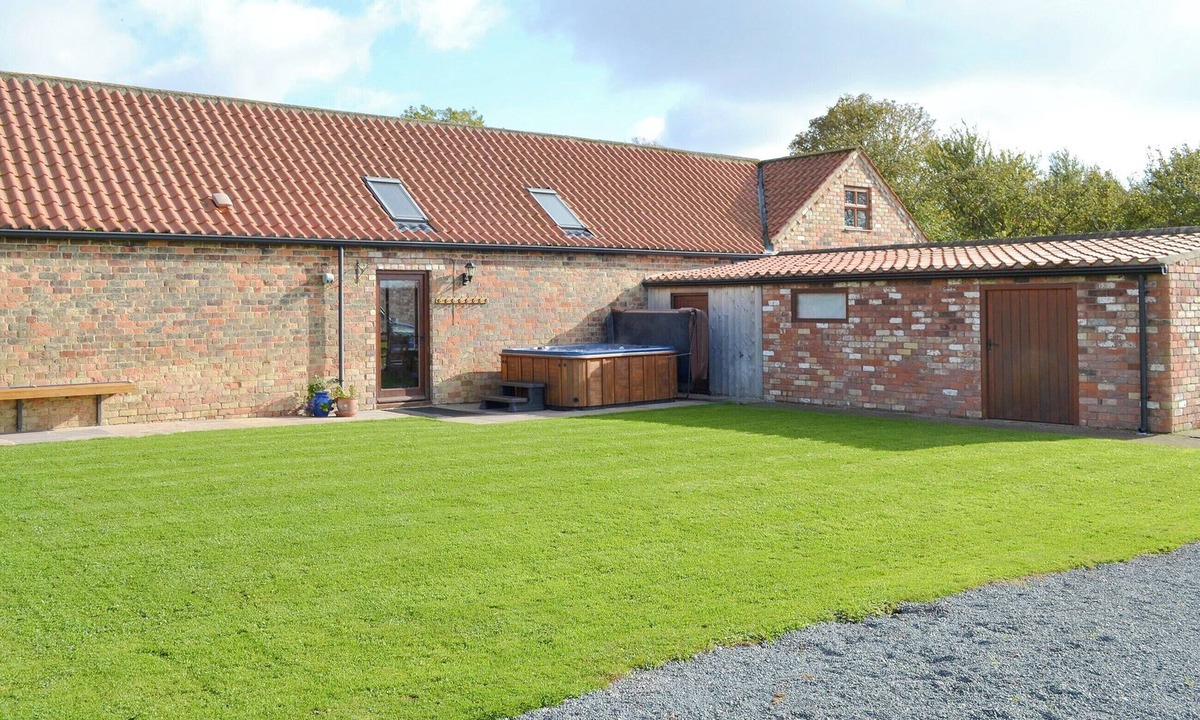 Hornsea Cottage | 6 bedroom accommodation in Hornsea