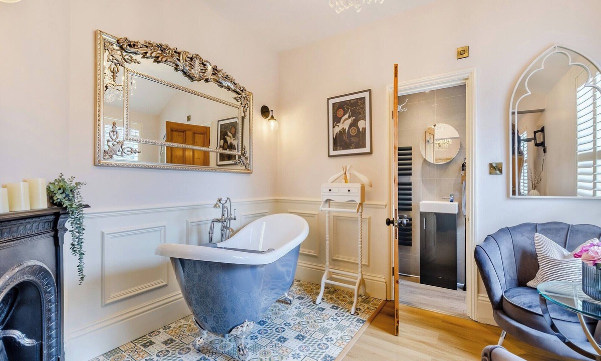 York Cottage | 6 bedroom accommodation in York