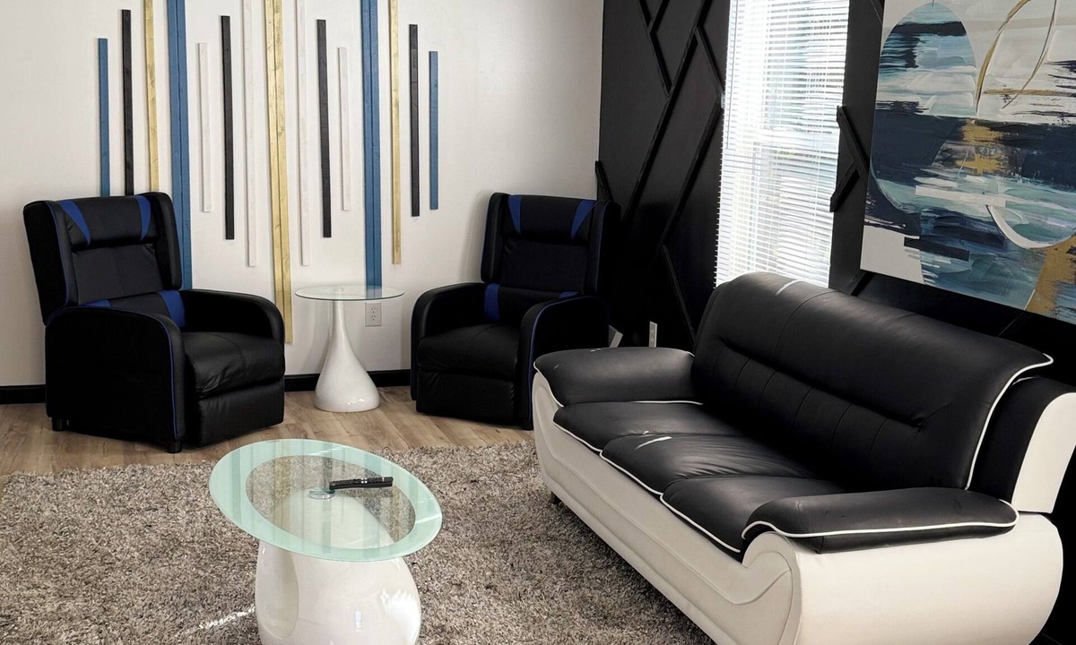 Northeast Columbus House | 6-Bedroom Affordable Co-Living OSU & Downtown