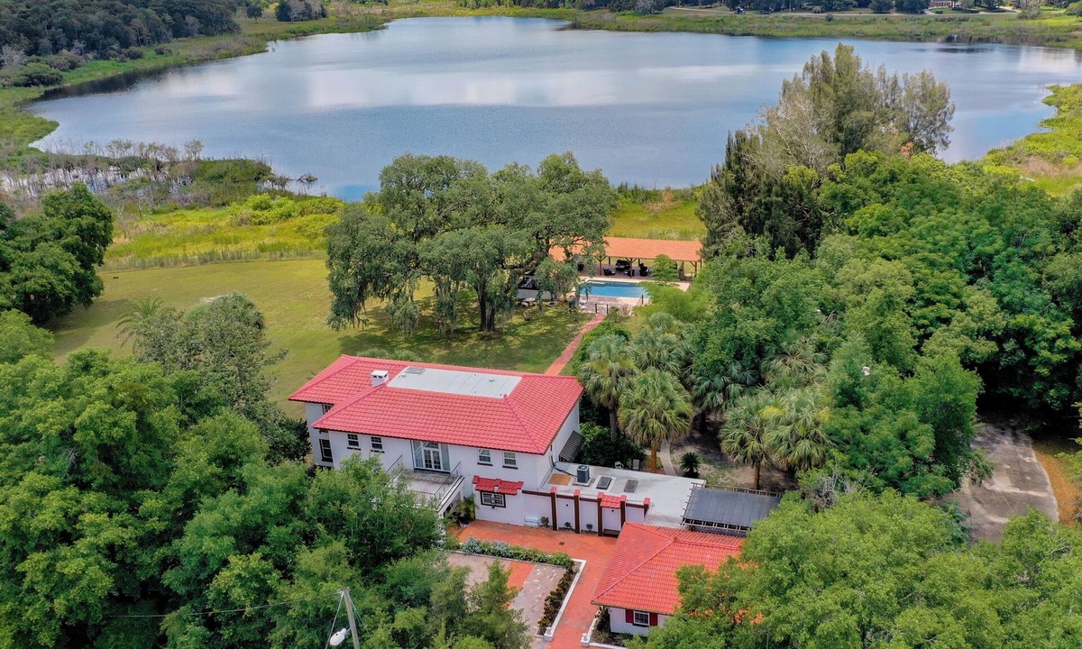 Fairvilla Villa | 6 Bedroom Historic Home