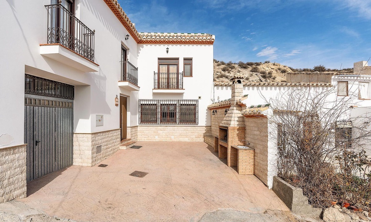 La Alqueria House | 6 bedroom pet friendly home in Galera