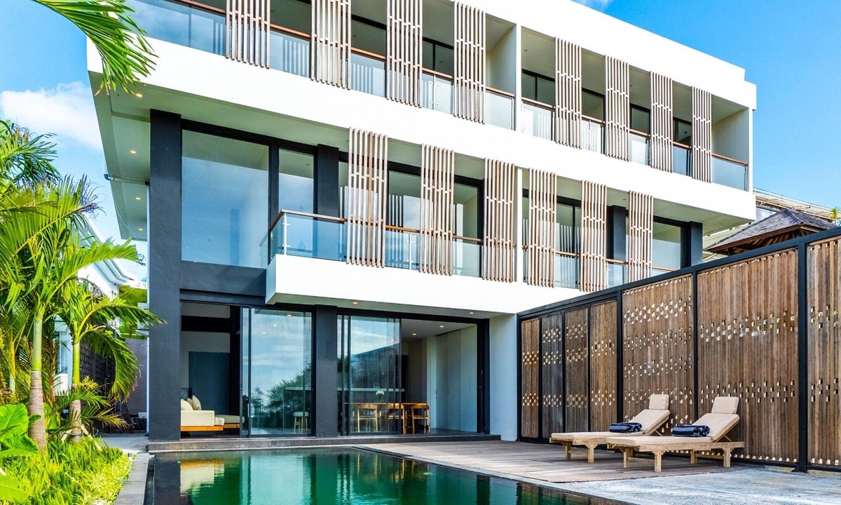 Tanjungbenoa Villa | 6 Bedroom Villa 4min walk to Balangan Beach