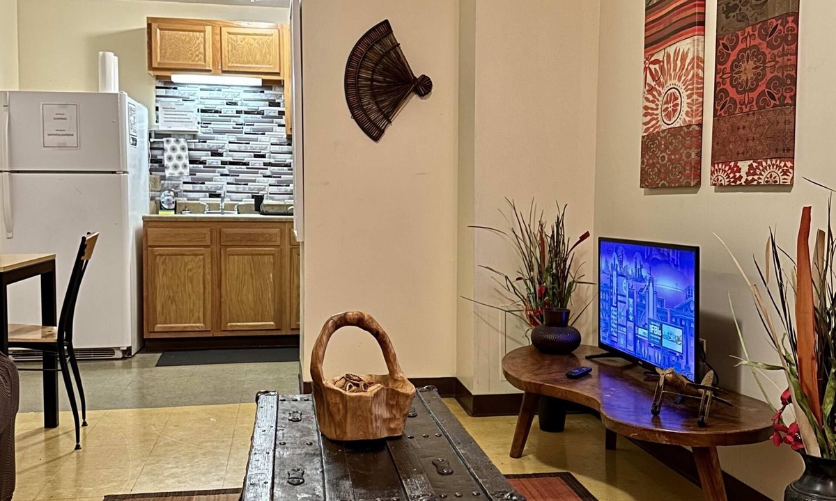 Downtown Pittsburgh Apartment | 6 Beds Downtown Apt Very Quick Walk Everywhere