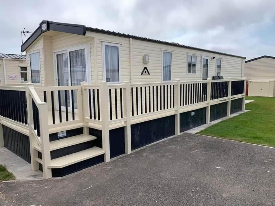 Chapel Saint Leonards Other | 6 BERTH DELUXE CARAVAN PALM GROVE 42