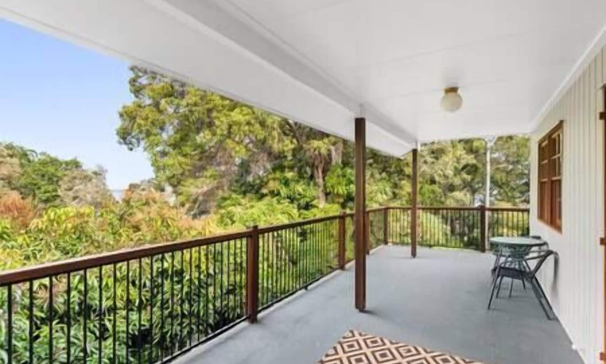 Boreen Point House | 6 Boreen Parade