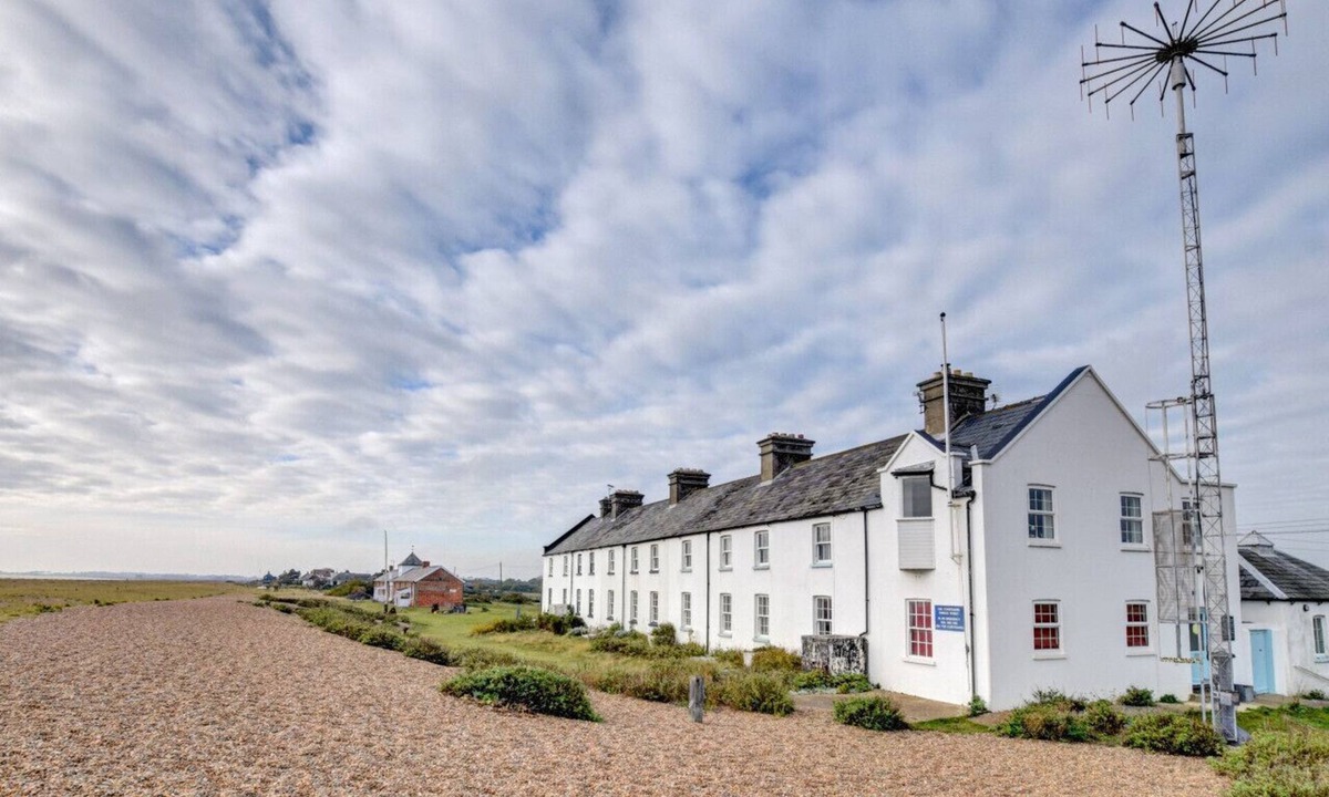 Woodbridge House | 6 Coastguard Cottages