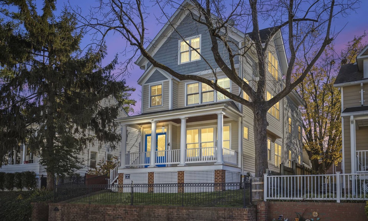 Potomac West House | 6 King Beds <> A Palatial Suite Xcape