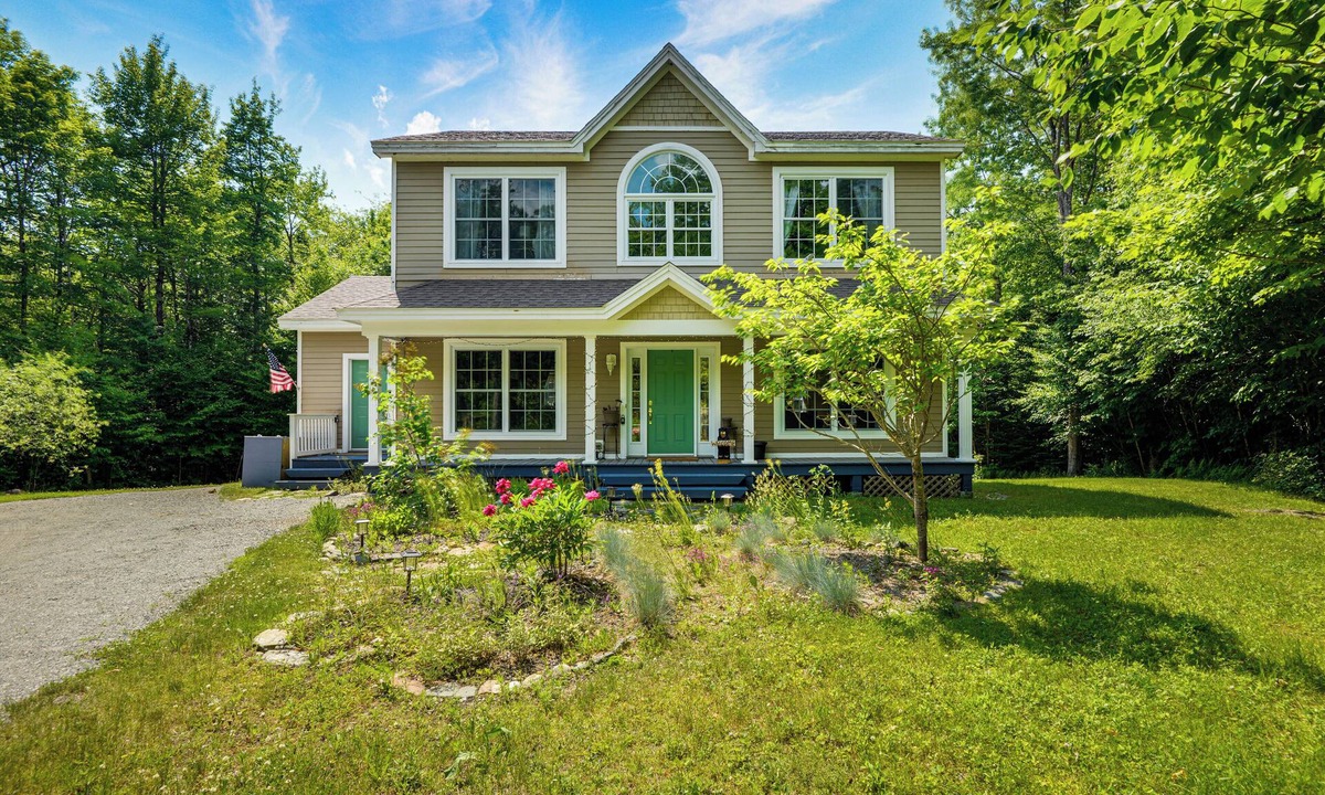 West Dover House | 6 Mi to Mt Snow: Nature-View Home w/Fire Pit!