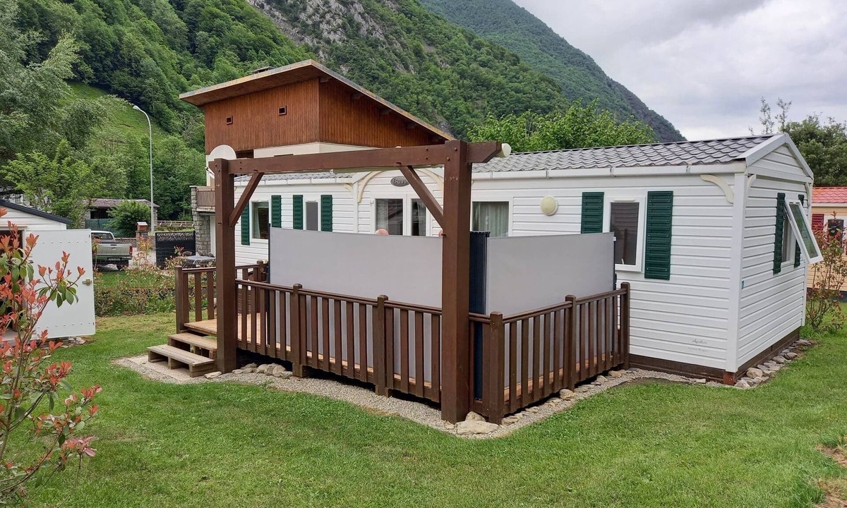 Cauterets House | 6-person air-conditioned mobile home on friendly family campsite le gr10