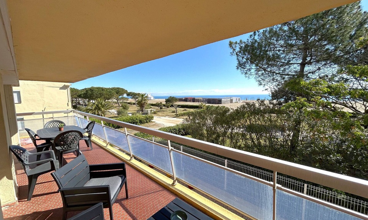 Argeles Plage Apartment | 6-person apartment with terrace and private parking