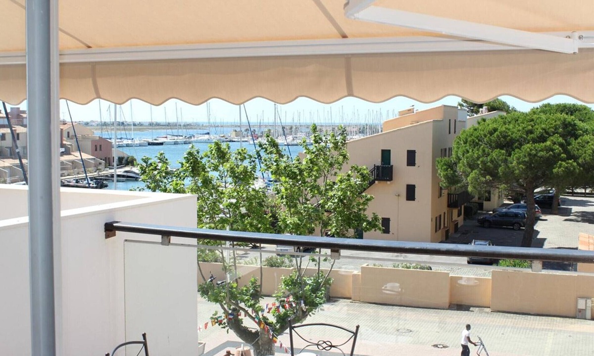 Port Rive Gauche Apartment | 6-person apartment with pool in Gruissan