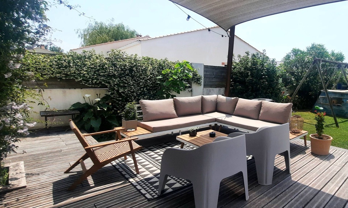 Les Conches House | 6-person family home between forest and beach